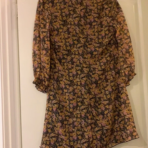 Zara dress. Three quarter sleeve - Picture 4 of 5